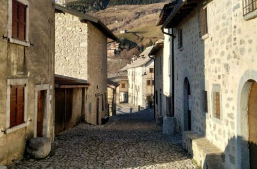 Borgo di Arnosto